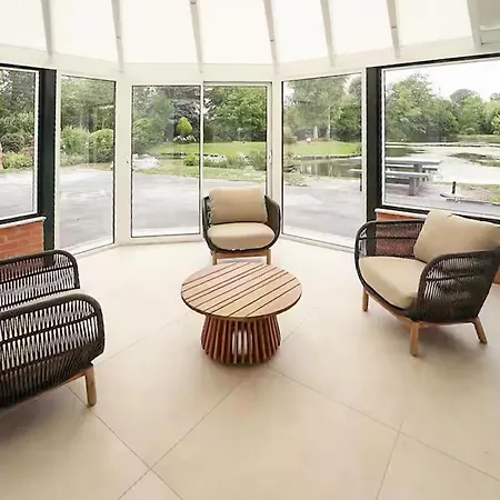 Lovely In With Wifi بيت للعطل Thun-Saint-Martin