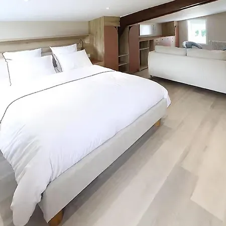 Lovely In With Wifi بيت للعطل *