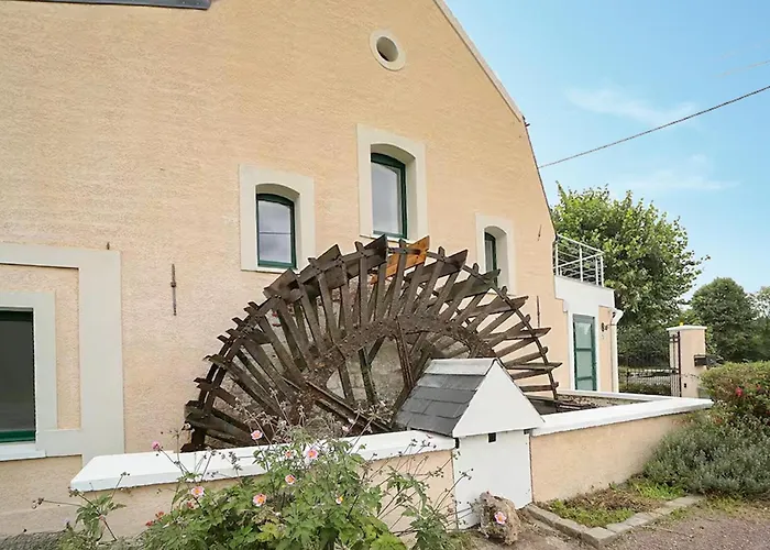 Casa vacanze Lovely In With Wifi Thun-Saint-Martin