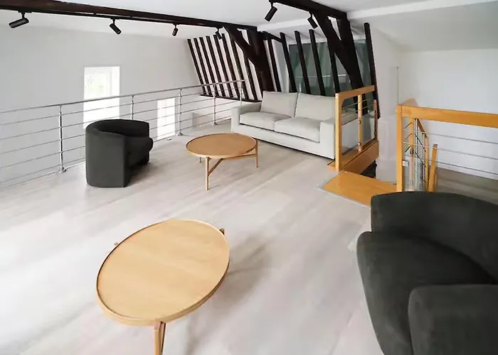 Casa vacanze Lovely In With Wifi Thun-Saint-Martin